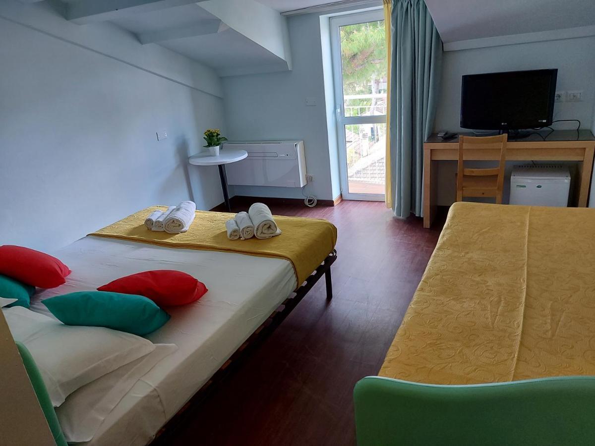 Hotel Senza Pensieri Riccione Eksteriør bilde