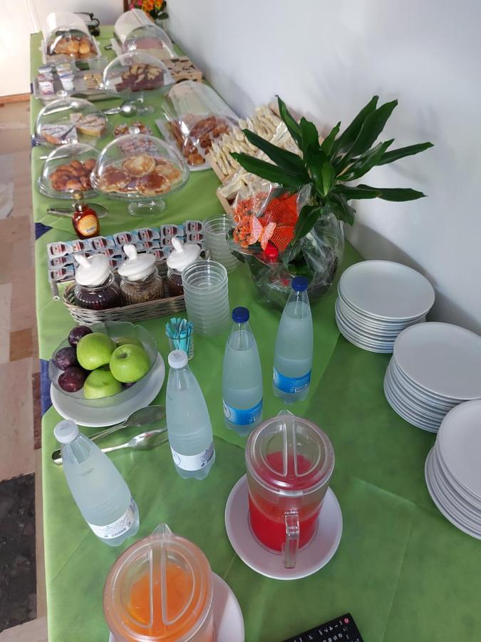 Hotel Senza Pensieri Riccione Eksteriør bilde