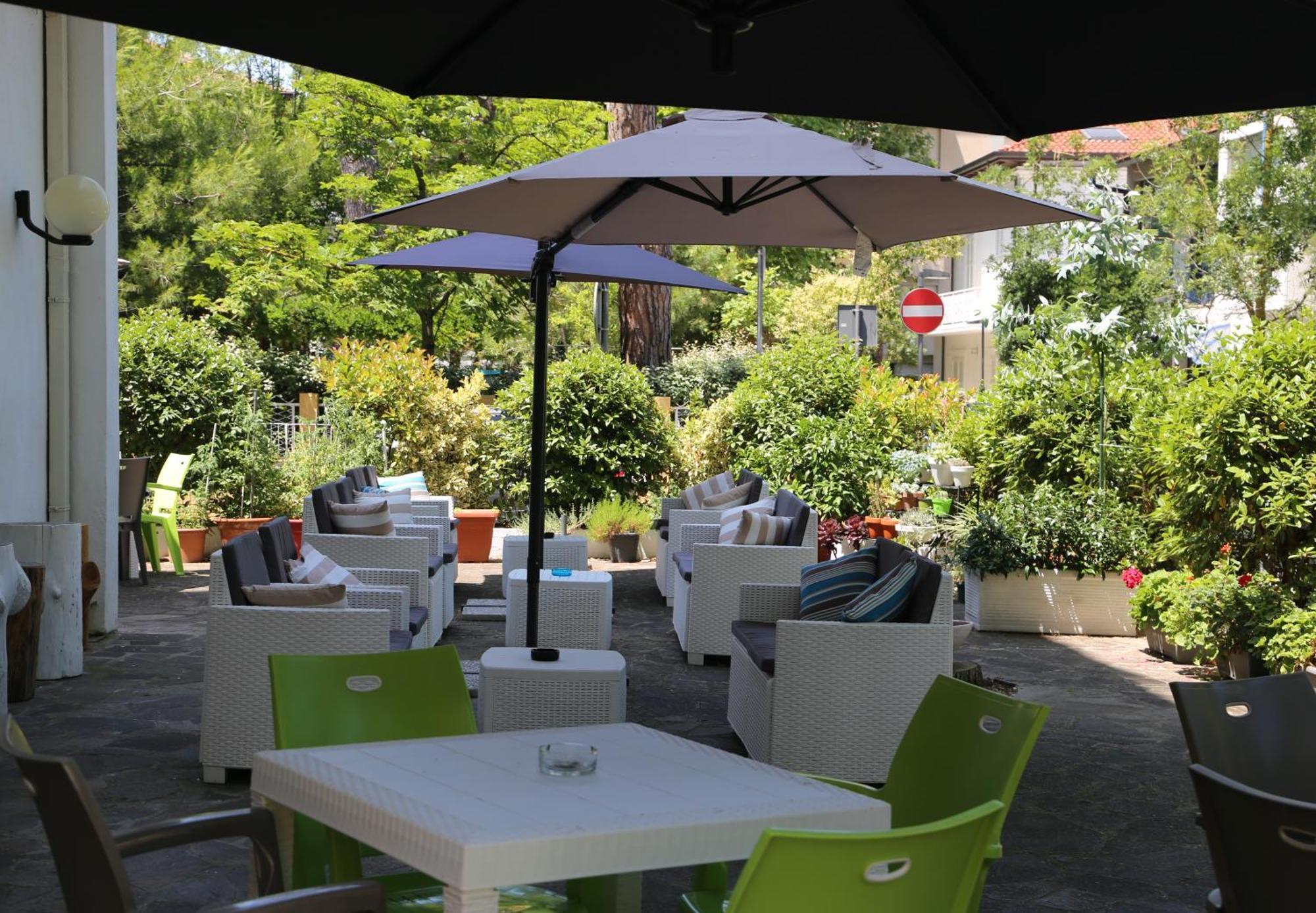 Hotel Senza Pensieri Riccione Eksteriør bilde